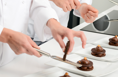 ���ݸ�Ĩ�� �۾��ϴ� ������